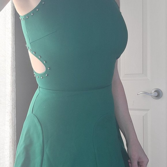 Adelyn Rae Dress - Picture 4 of 6